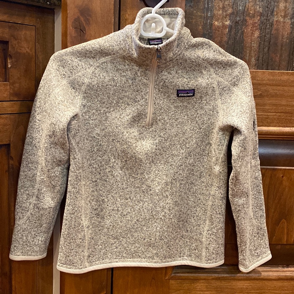 Kids size 10 Patagonia pullover